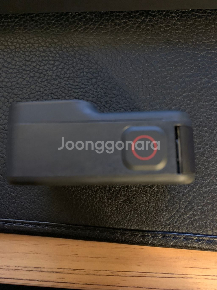 고프로8 + 악세사리방수 + 배터리2 충전기포함--1