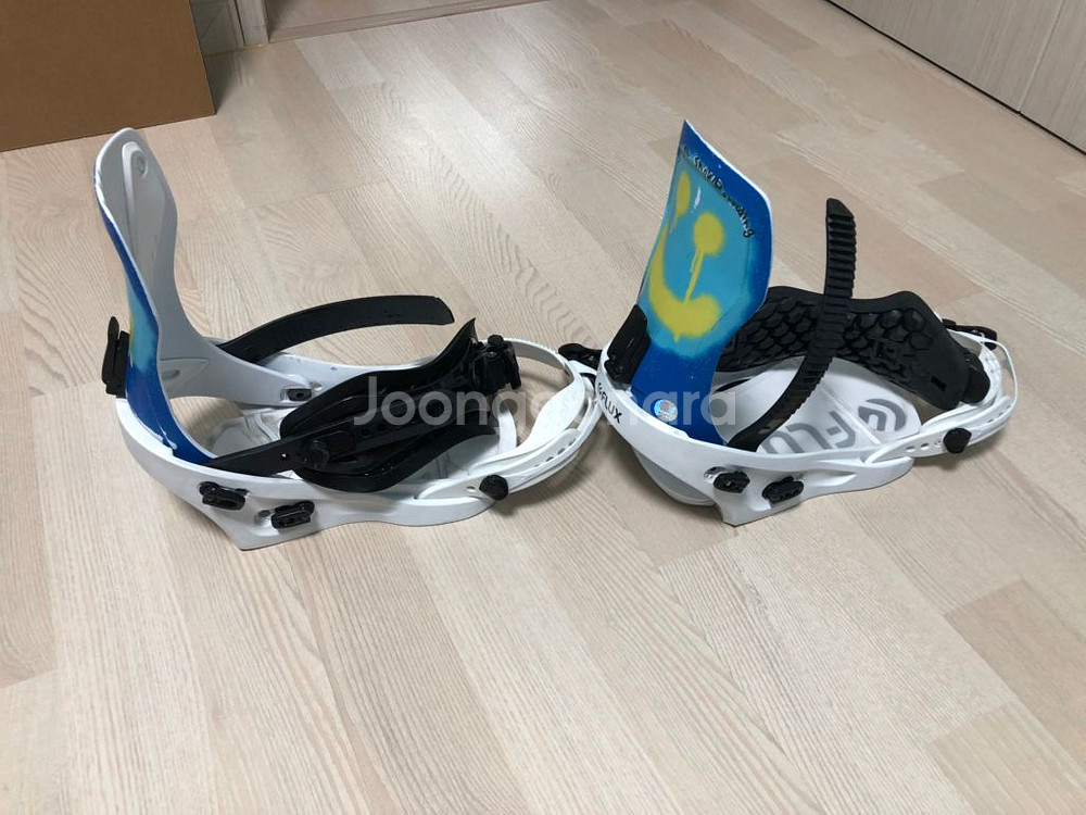 플럭스 xf xs 사이즈 팝니다--1