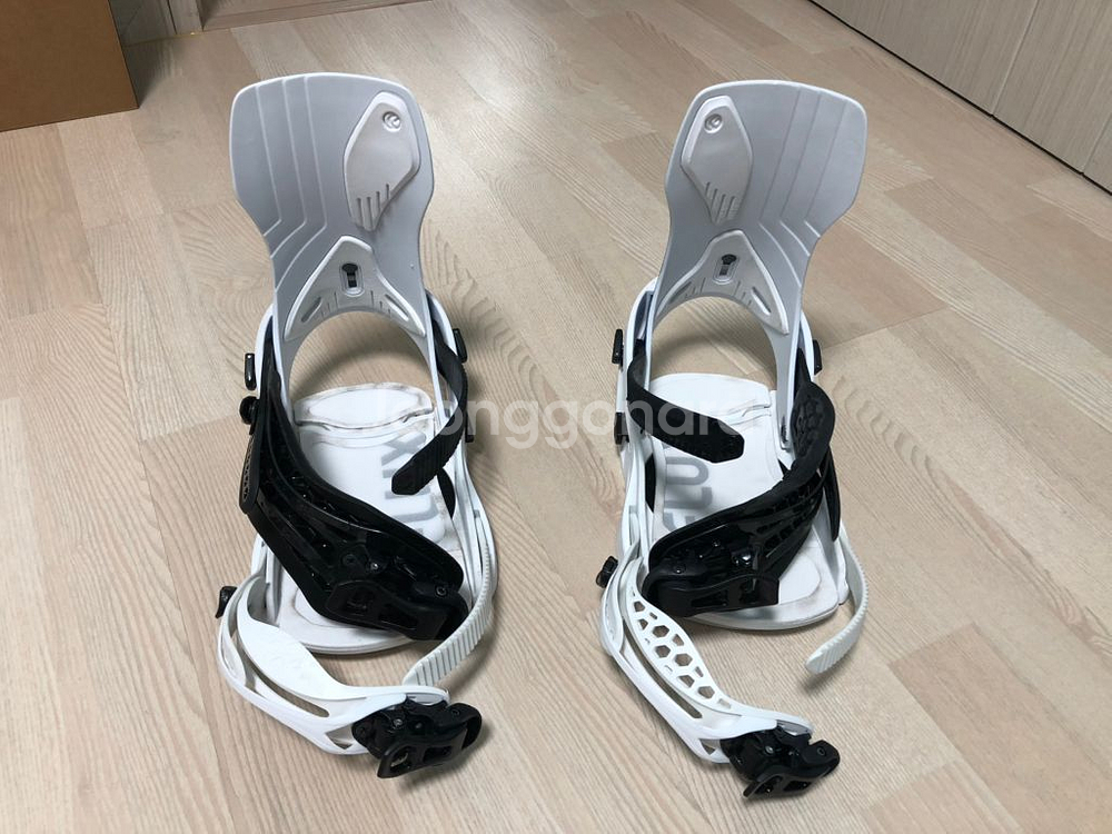 플럭스 xf xs 사이즈 팝니다--3