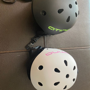 아티나 스키보드용 헬멧 (S, 흰색+핑크, 블랙+라임)