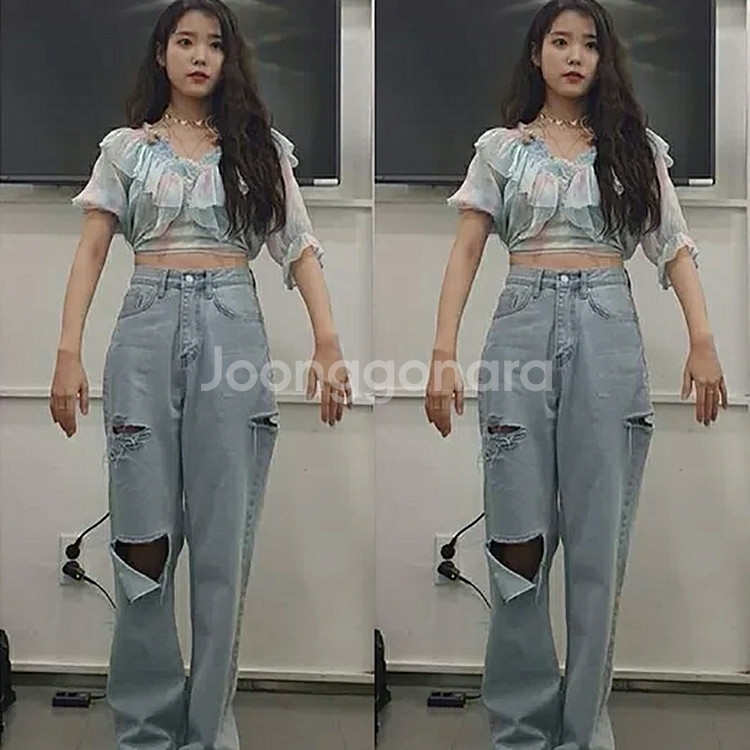 아이유 청바지--1