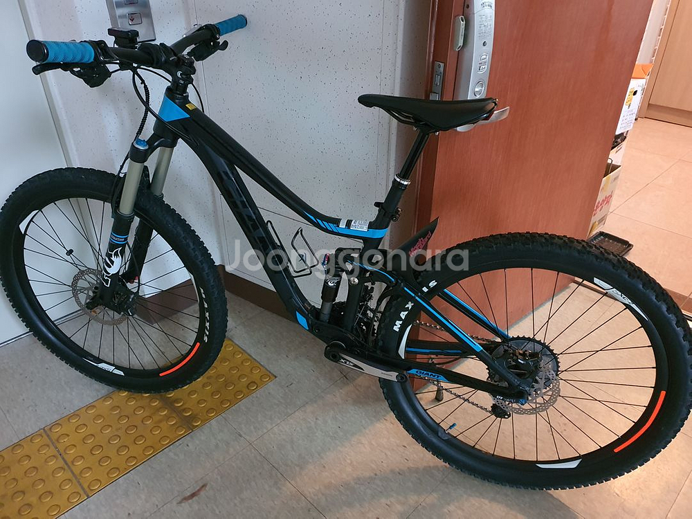 MTB 자이언트 트랜스2(풀샥)판매 합니다.--0