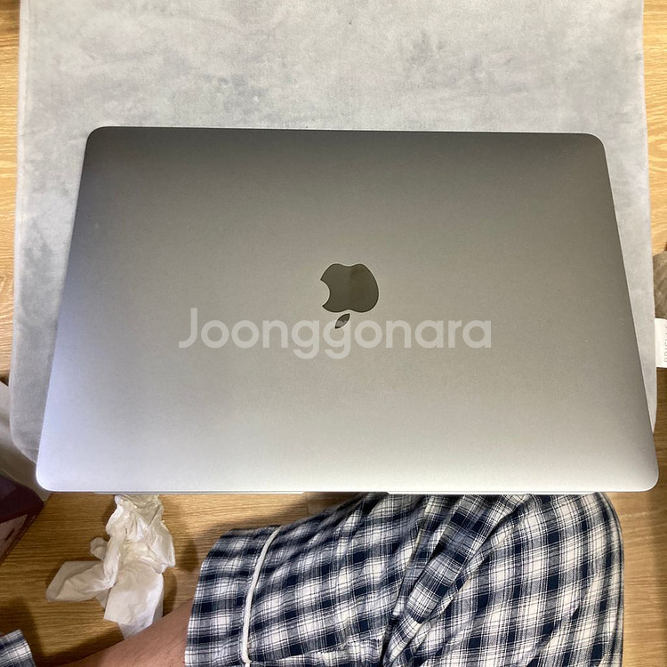 2020맥북에어 256GB (해외판)--1