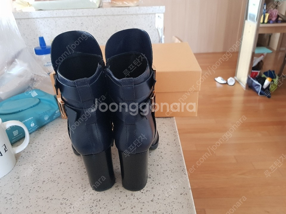 토즈 앵글부츠 36사이즈--2