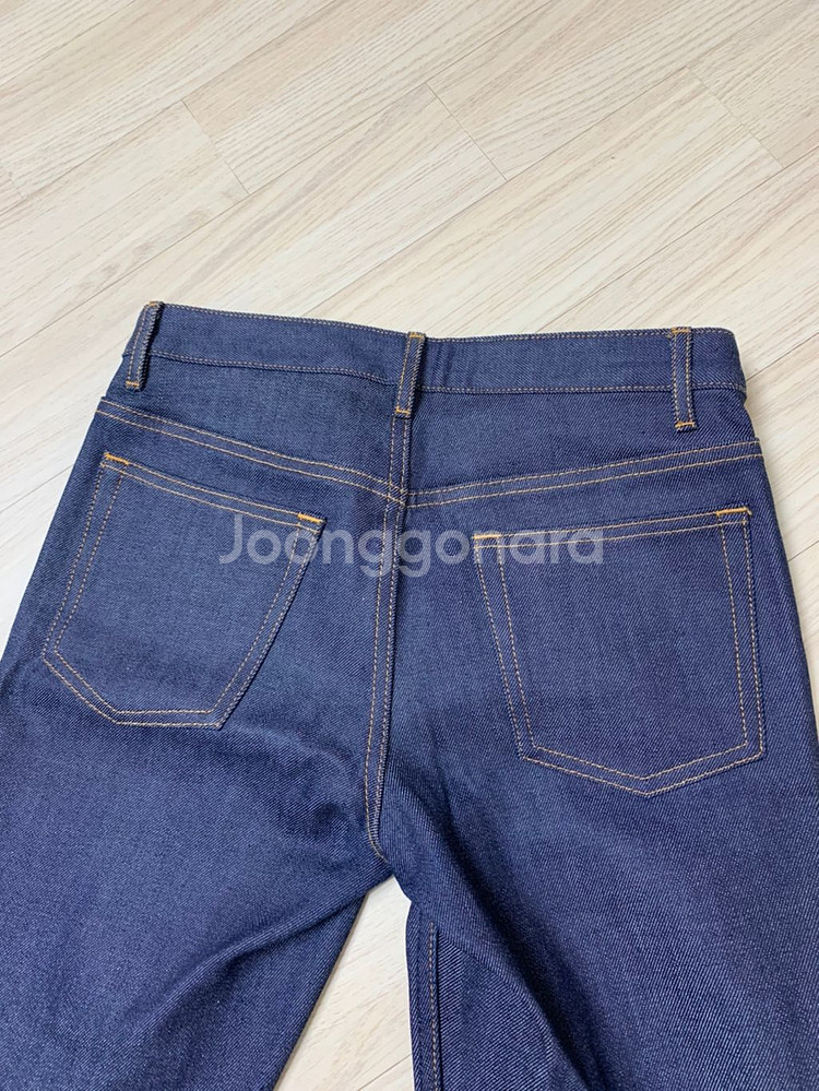 APC 하이스탠다드 여자 청바지--4