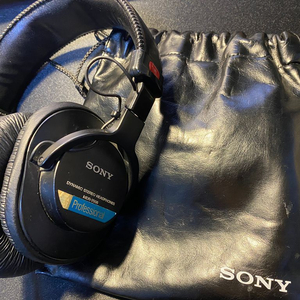 SONY MDR-7506