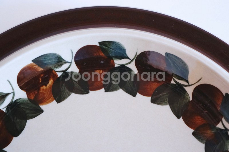 현지 품귀 현상인 귀한 아라비아핀란드!루이자라운드플래터--8