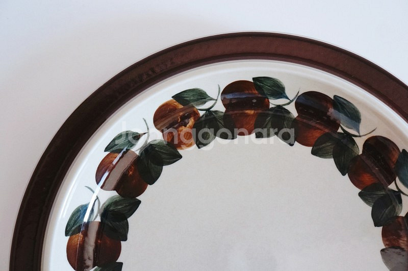 현지 품귀 현상인 귀한 아라비아핀란드!루이자라운드플래터--4