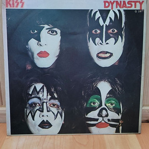 kiss dynasty LP