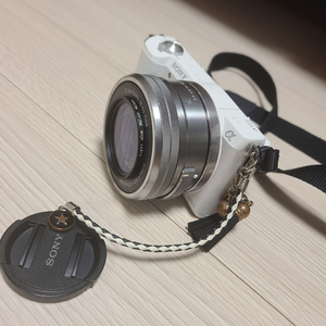 미러리스 a5100 판매합니다