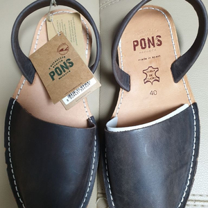 PONS 폰즈 샌들