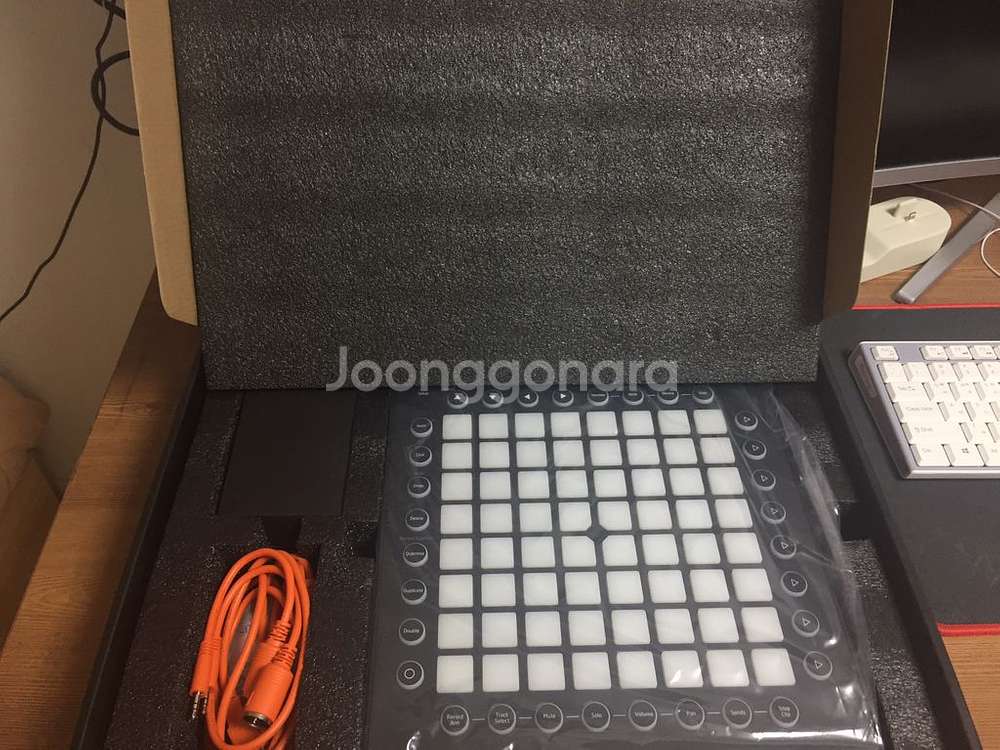 런치패드 프로 Launchpad Pro S급 쿨18--2