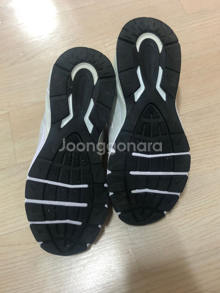 뉴발란스 990 245사이즈--1