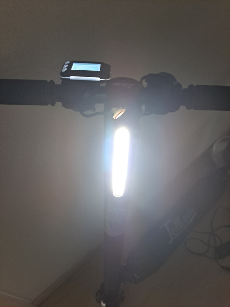 전동킥보드 15만원에 팝니다--1