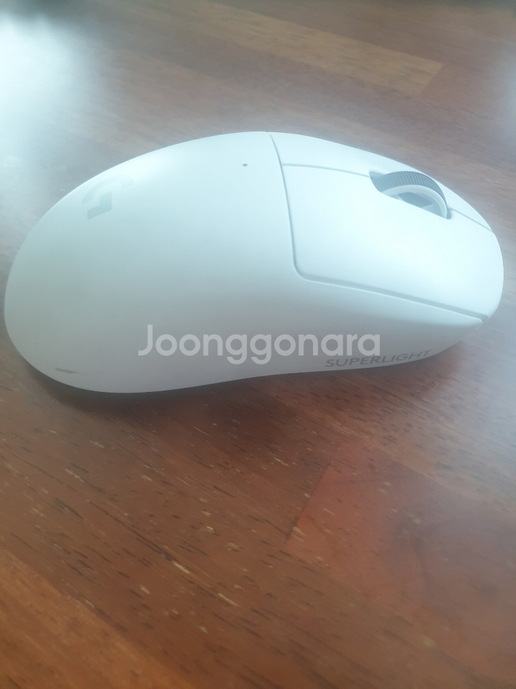 g pro superlight 화이트 판매합니다--1