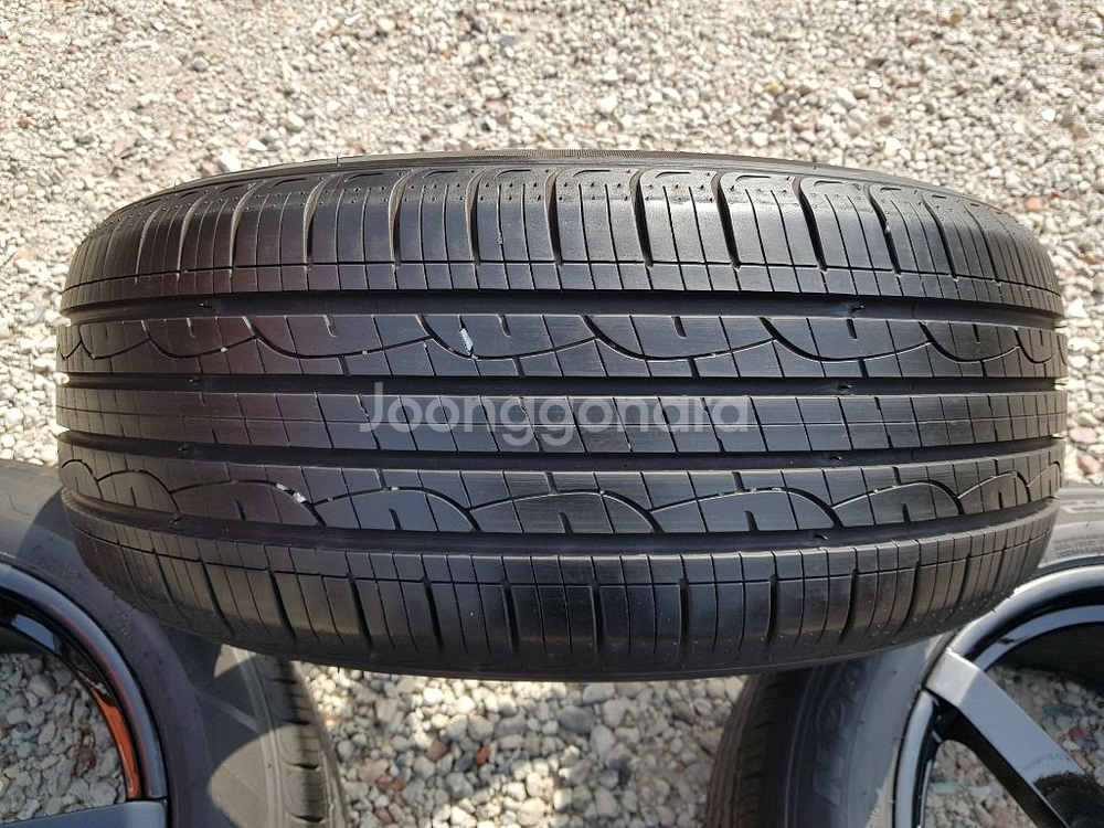 트랙스 KF포지드 유광블랙 18인치 휠타이어 판매합니다--7