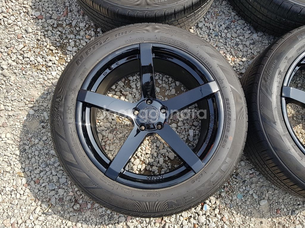 트랙스 KF포지드 유광블랙 18인치 휠타이어 판매합니다--4