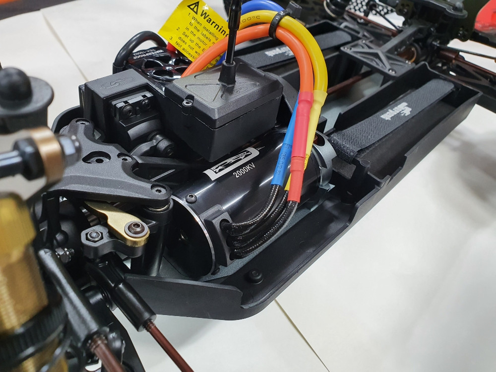 알씨카 1/8전동트러기 이미지