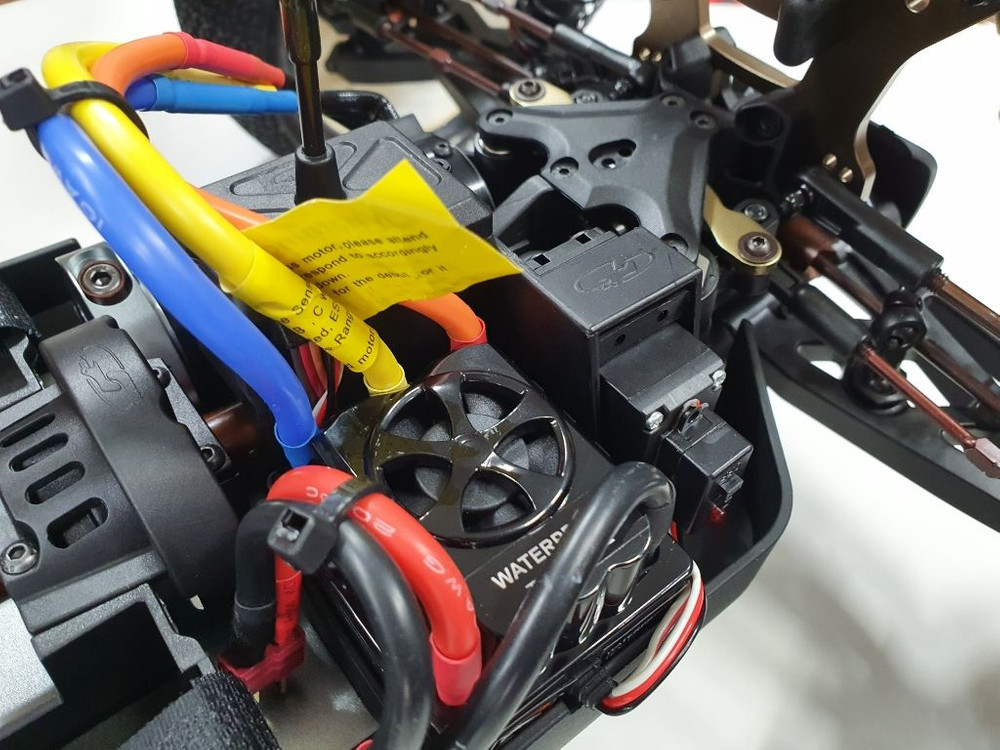 알씨카 1/8전동트러기 이미지