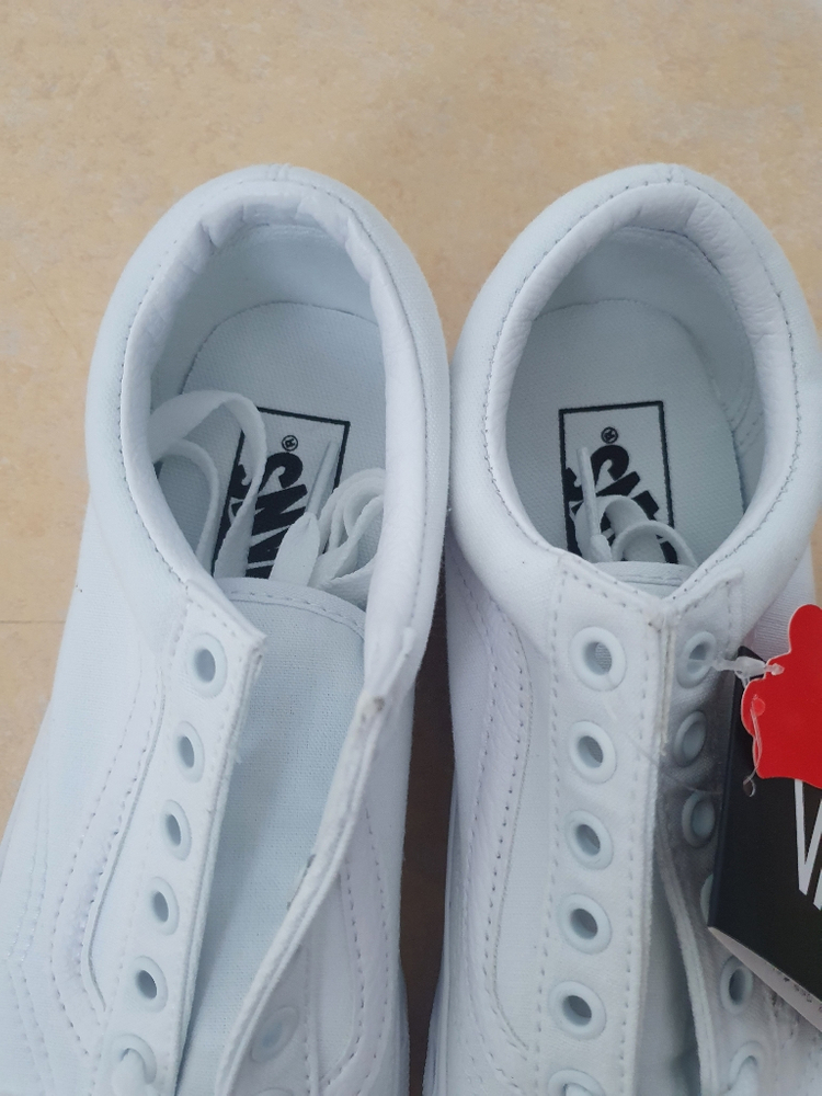 반스 올드스쿨 화이트 235--4