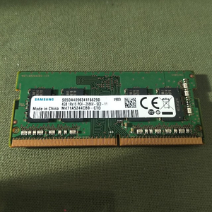 노트북용 RAM 4G ddr4 PC4-2666V 팝니다