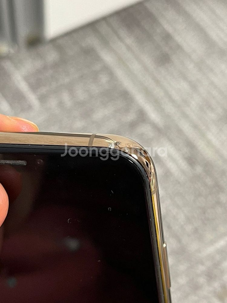 아이폰 xs 64기가 로즈골드 팝니다(안전결제가능)--3