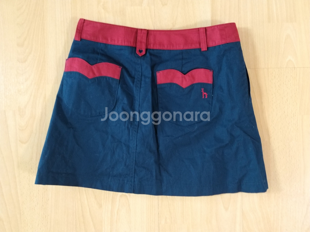여성 헤지스골프 골프치마 (새상품.스판27)--4