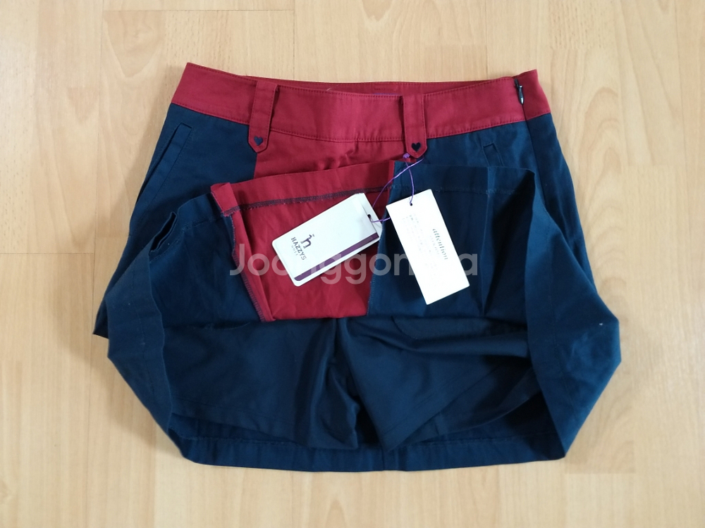 여성 헤지스골프 골프치마 (새상품.스판27)--2