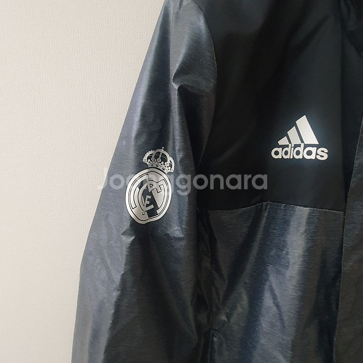 아디다스바람막이--3