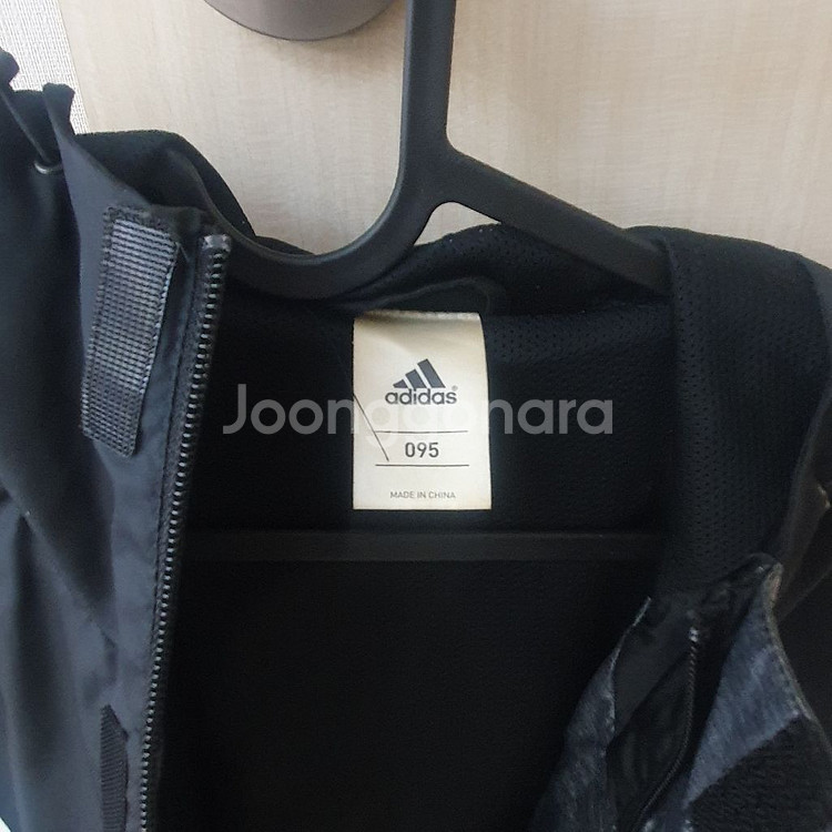 아디다스바람막이--1