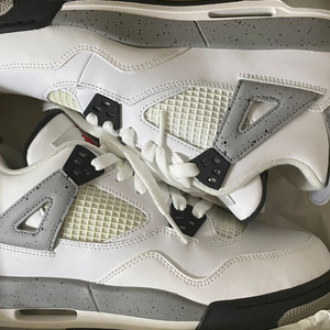 조던4시멘트 240 Air jordan 4 retro