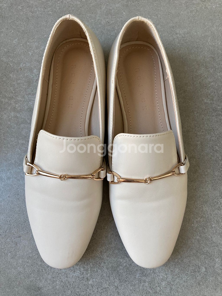 베이지 여성 로퍼 단화 225--0