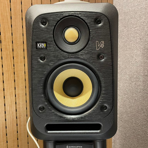 KRK V4S4 풀박스
