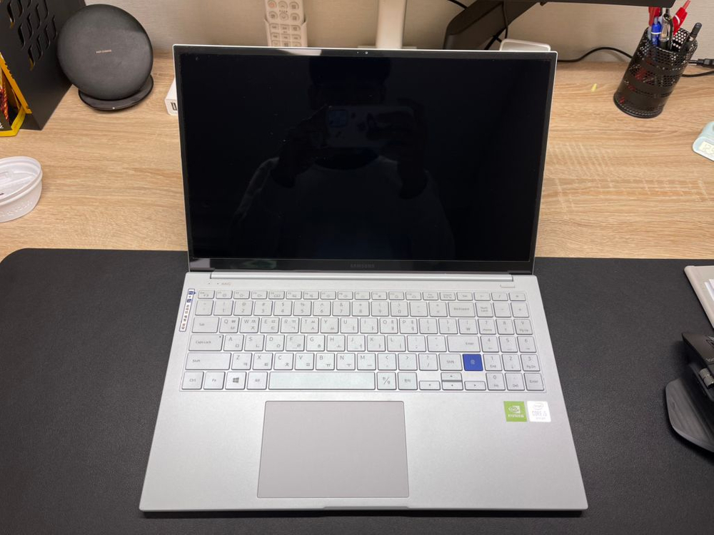 갤럭시북 이온(NT950XCJ-X59) 판매합니다--1