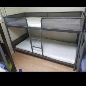 이케아 이층침대 판매 매트리스포함