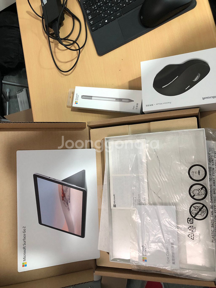 서피스고2 256g lte 모델 풀세트 팝니다--4
