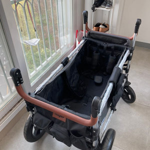 킨즈 무브2 웨건(프레임비닐도 안벗김)