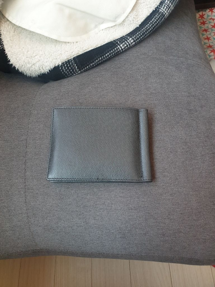 빈폴 지갑 1만원 싸게판매--1