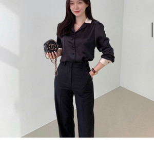 페이지유 시크블라우스