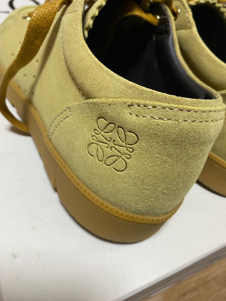 LOEWE 로에베 스니커즈 이미지