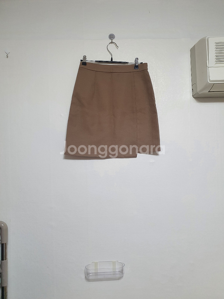 (새상품) 카키베이지 모직 스커트 치마 m 27 28--2