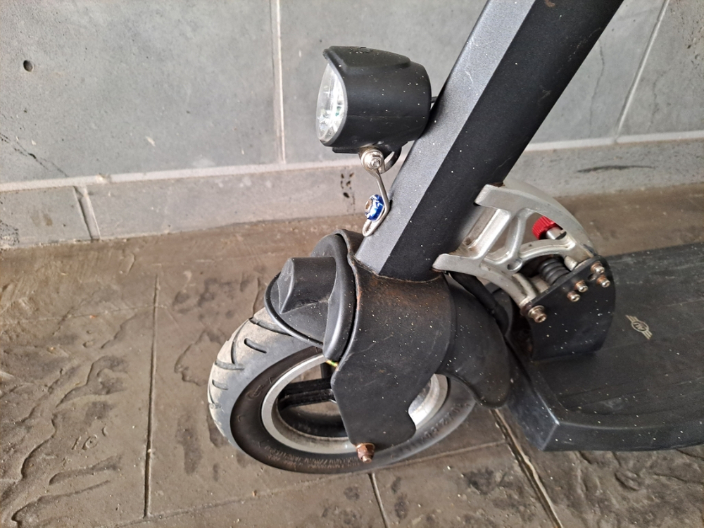 전동킥보드 13만원에 판매 합니다--2