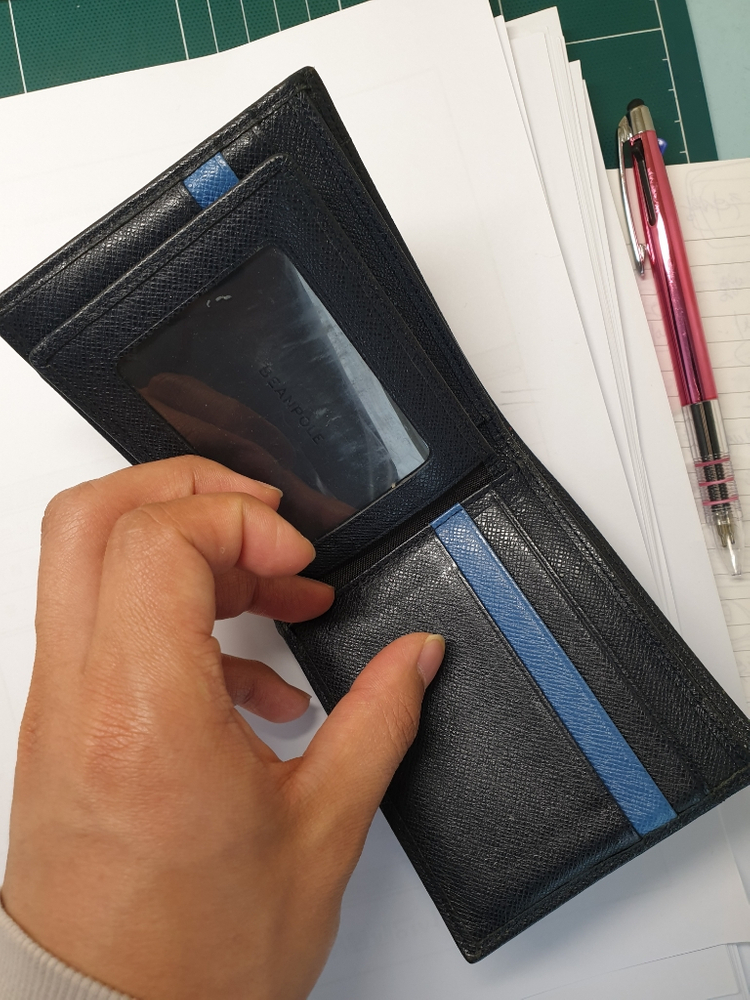 빈폴 남성 반지갑 2만원 싸게팔아요--2