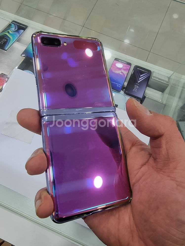 갤럭시Z플립 F700 퍼플 정상해지 팝니다--0