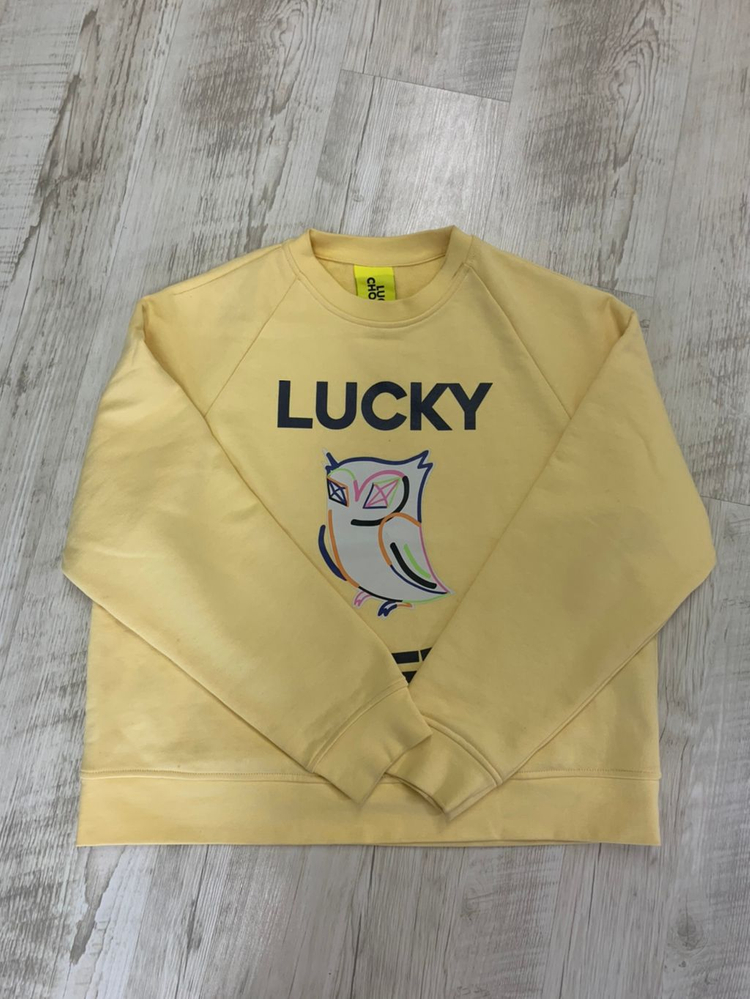 럭키슈에뜨 맨투맨--1