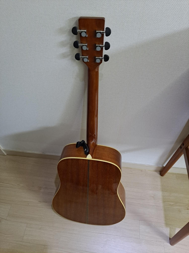 통기타 캣츠아이즈 팝니다--4