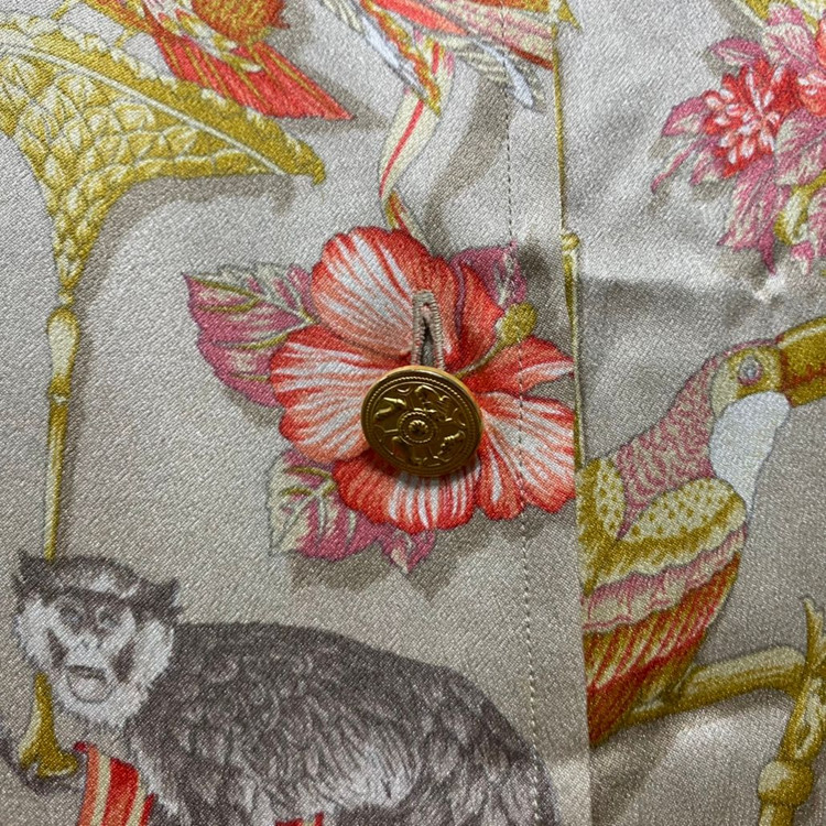 페라가모 실크100% 패턴 블라우스 이미지