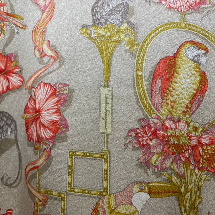 페라가모 실크100% 패턴 블라우스 이미지