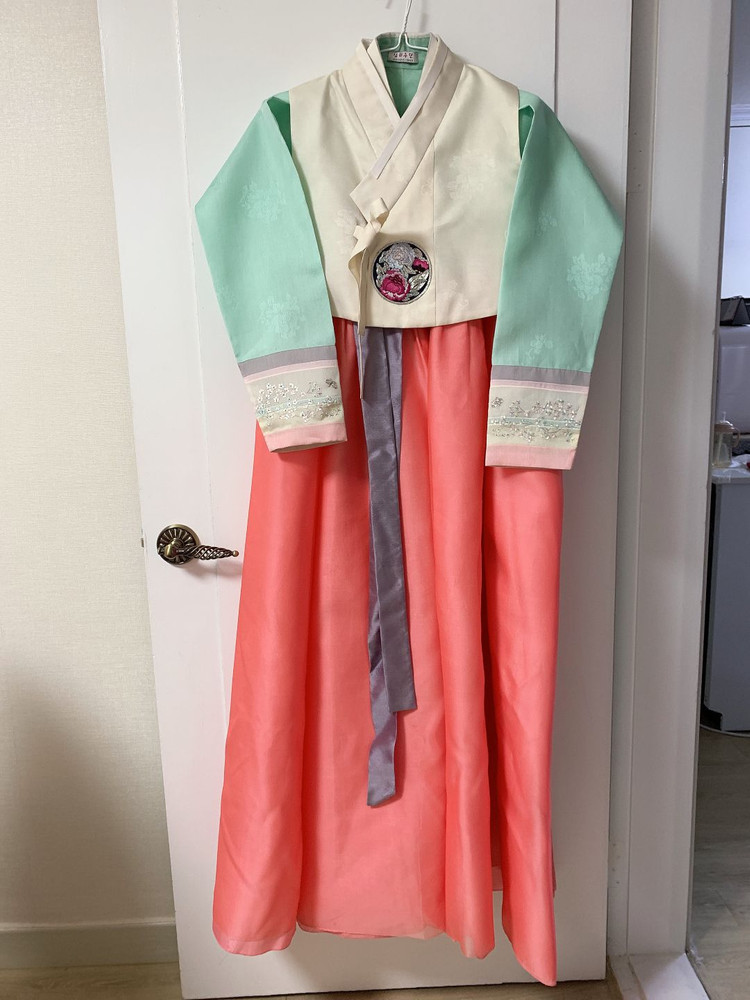 남자 여자 고급 한복 일괄--2