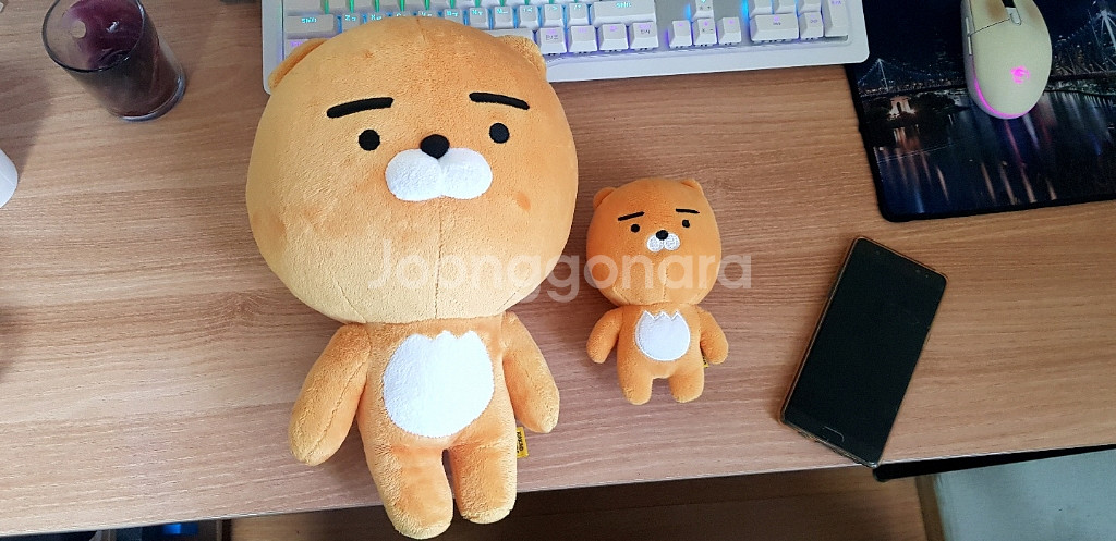 카카오프렌즈 라이언 2개 (서비스6개 작은인형)--1
